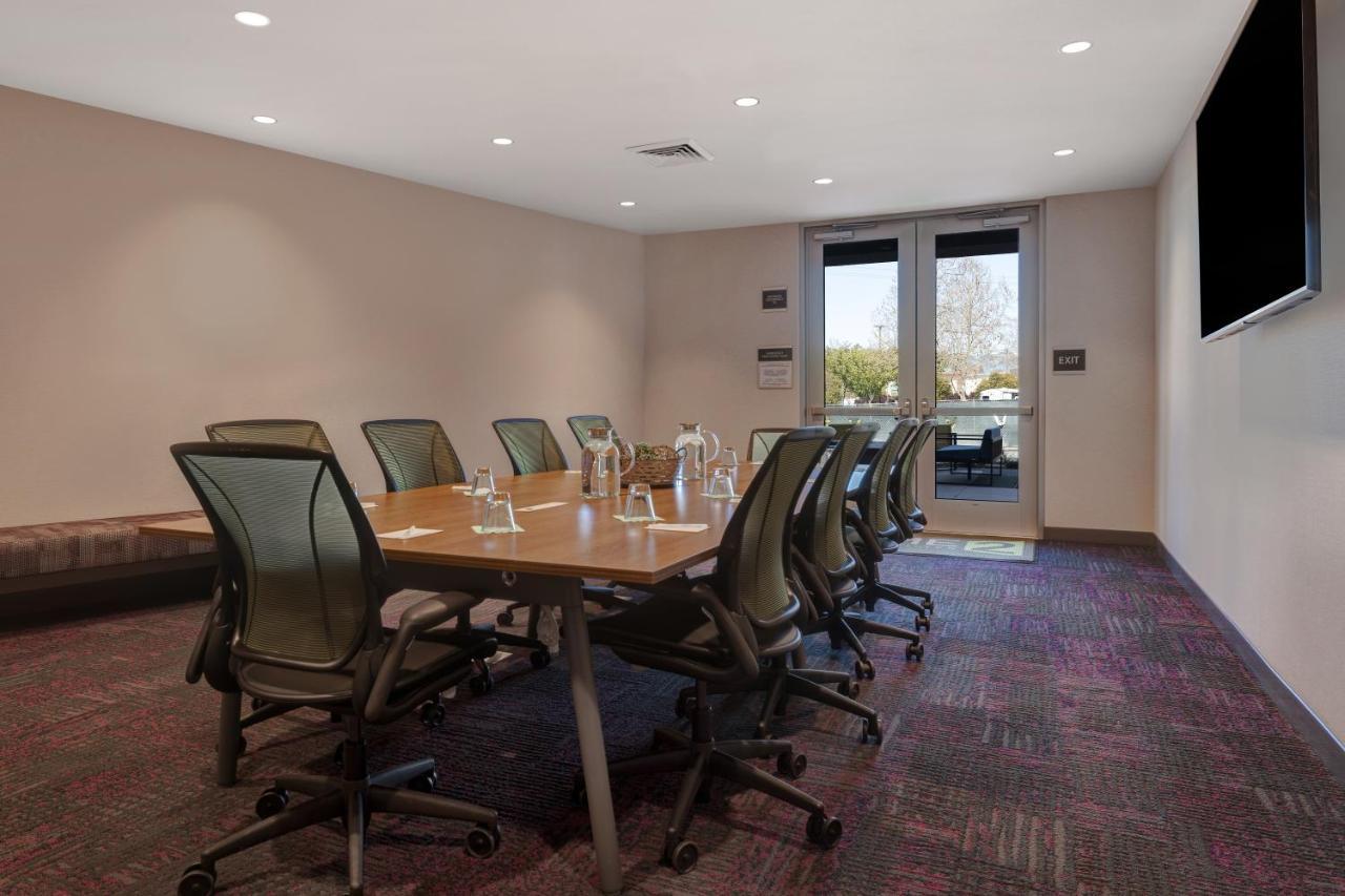 Home2 Suites By Hilton פטאלומה מראה חיצוני תמונה